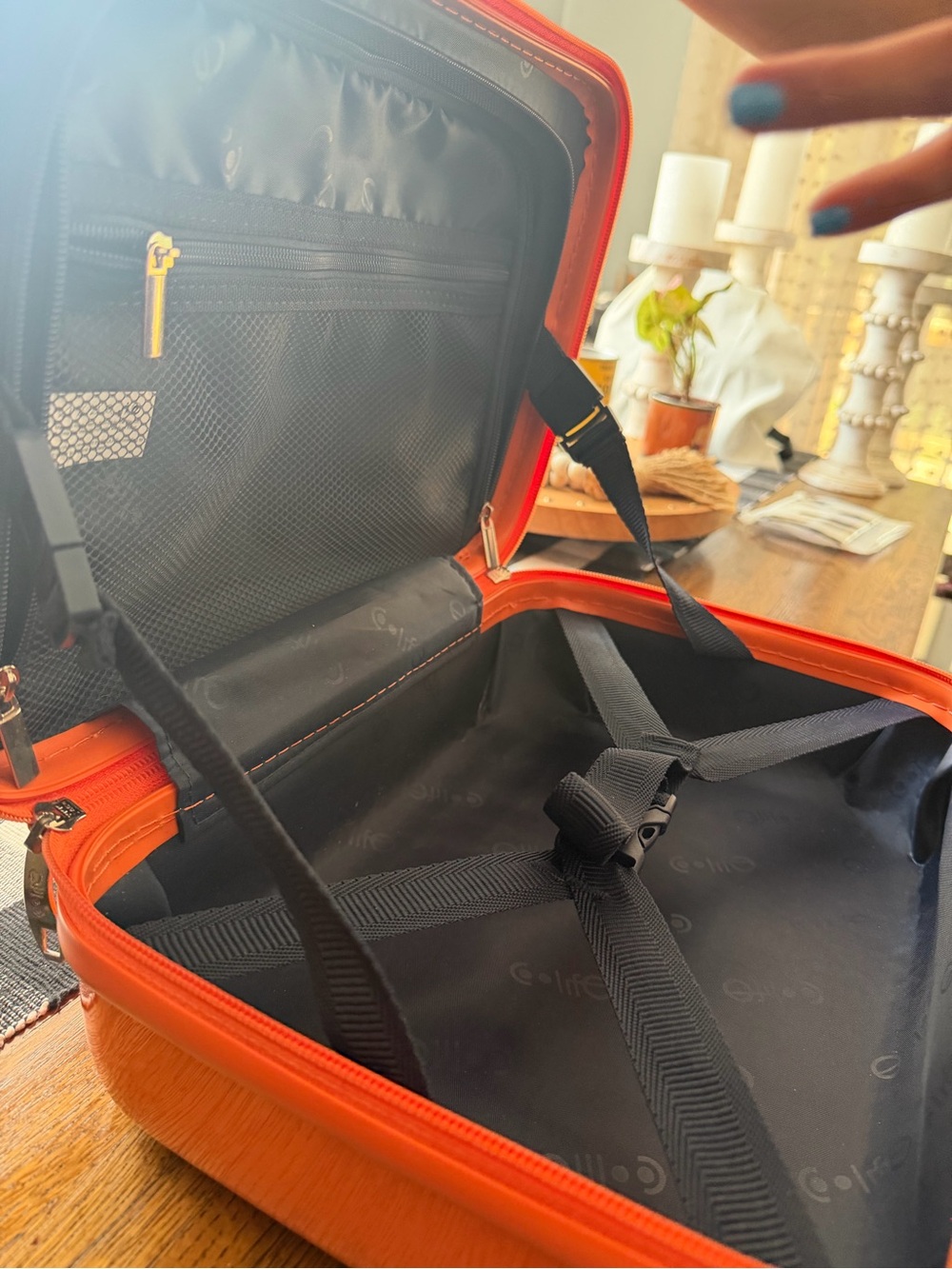 Orange Travel Cosmetic Case ✈️🧴NWOT